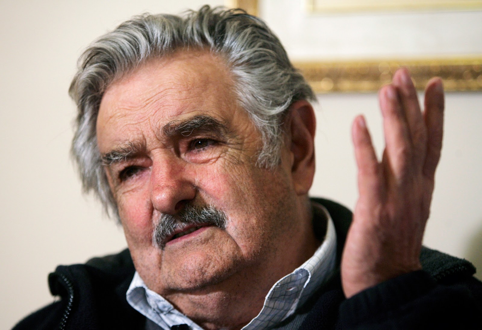 Lt Blak Jose Mujica The most humble President of Uruguay