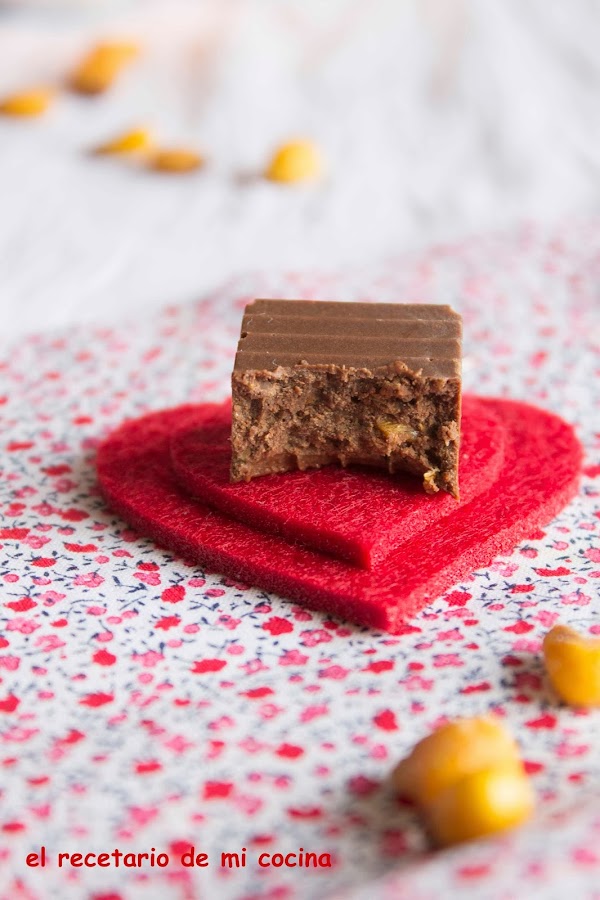 Turrón de chocolate y maices