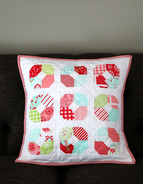 Charming Lucy mini quilt or pillow free PDF pattern from Andy of A Bright Corner--- A great idea for using those mini charm packs!