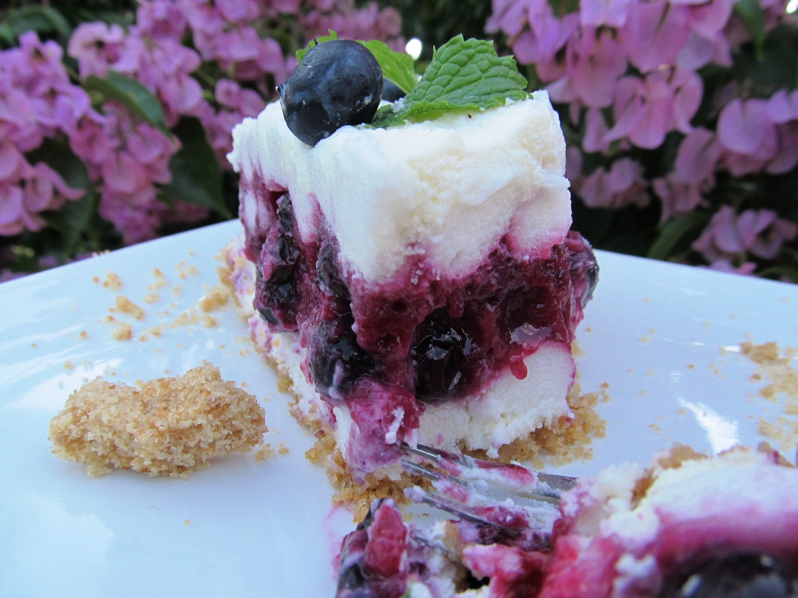 Food and Thrift Blueberry Marshmallow NoBake Torte...Memorial Day Weekend