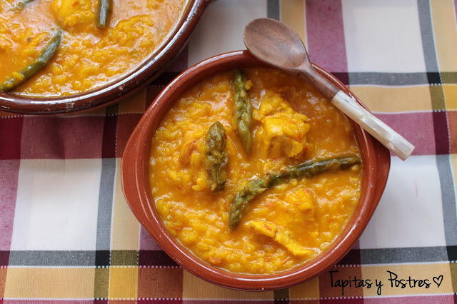 Arroz Caldoso Con Pollo Y Espárragos

