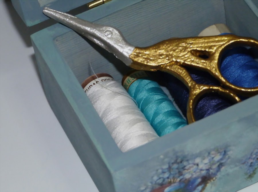 caja para hilos-costurero-tijera-escayola