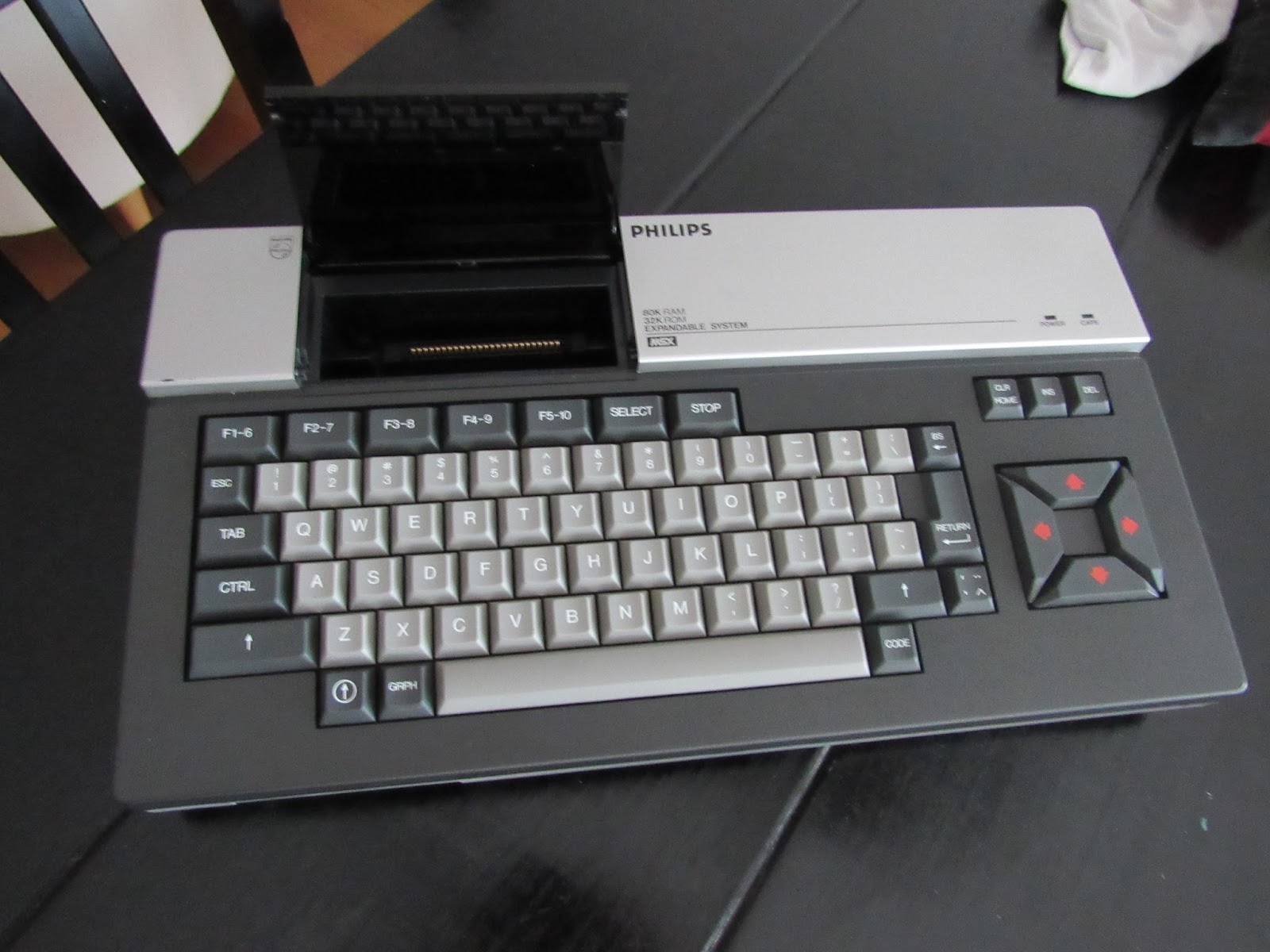 ZX SPECTRUM 48 Philips VG8020