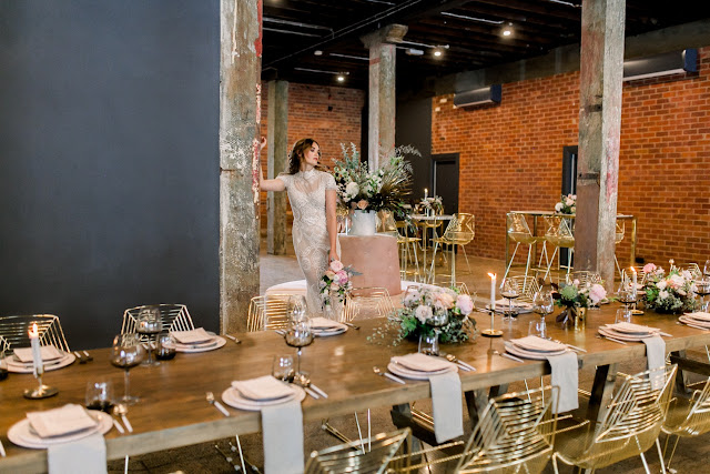 CHIC WAREHOUSE WEDDING VENUE WOOLLOONGABBA PHOTOGRAPHY CATERING KATE ROBINSON PHOTOGRAPHER