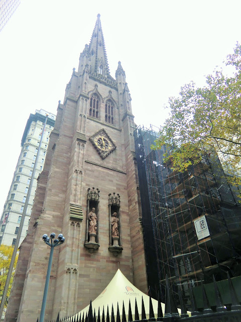 Trinity church financial district manhattan new-york