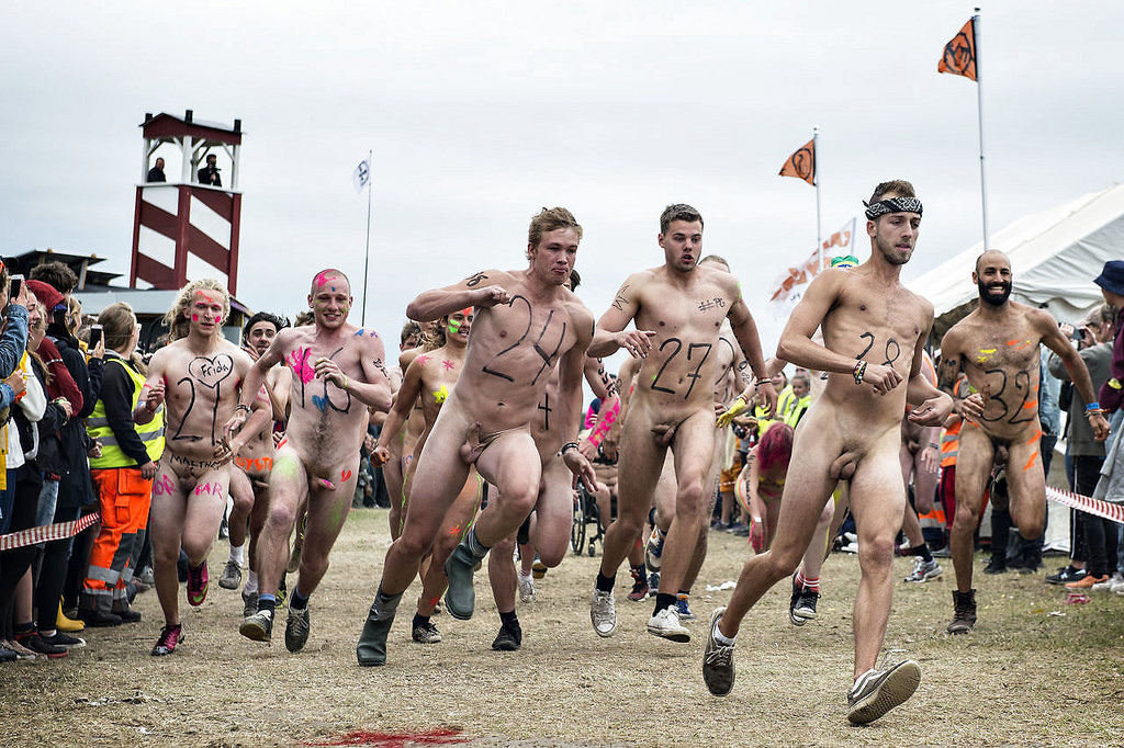 Nude men running - 🧡 Naked Runners Men Free Porn.