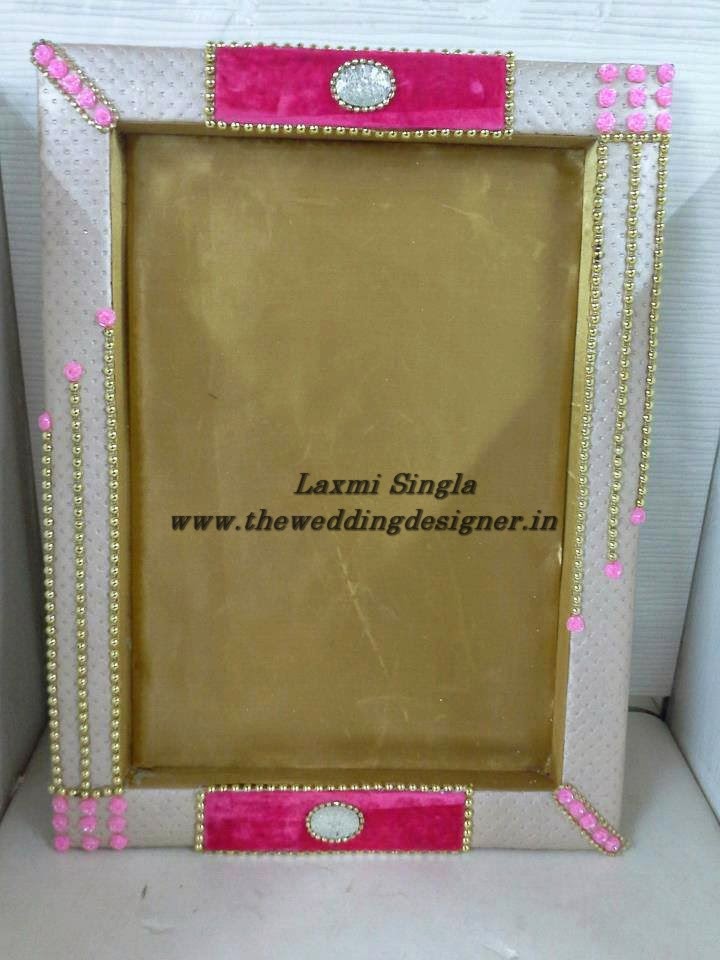 Decorated Saree Trays,Designer Saree Packing Trays,Designer Trays For Wedding,Saree Packing Ideas.