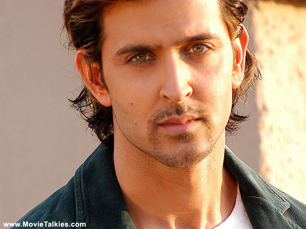 Free Wallpapers: Hrithik Roshan Latest HD Wallpapers