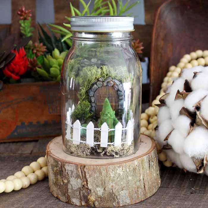 Colorful Spring DIY Projects at Inspiration Monday Mini Fairy Garden