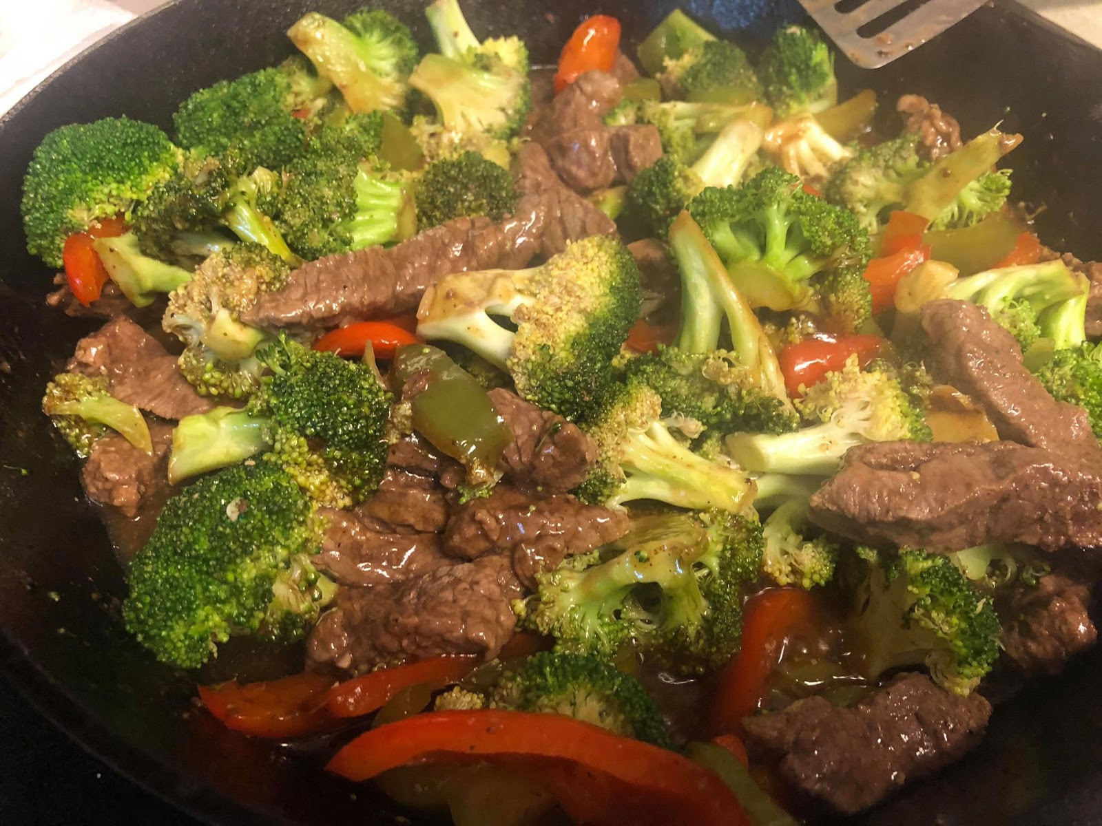 Beachbody Coach Beef & Broccoli with Red Pepper