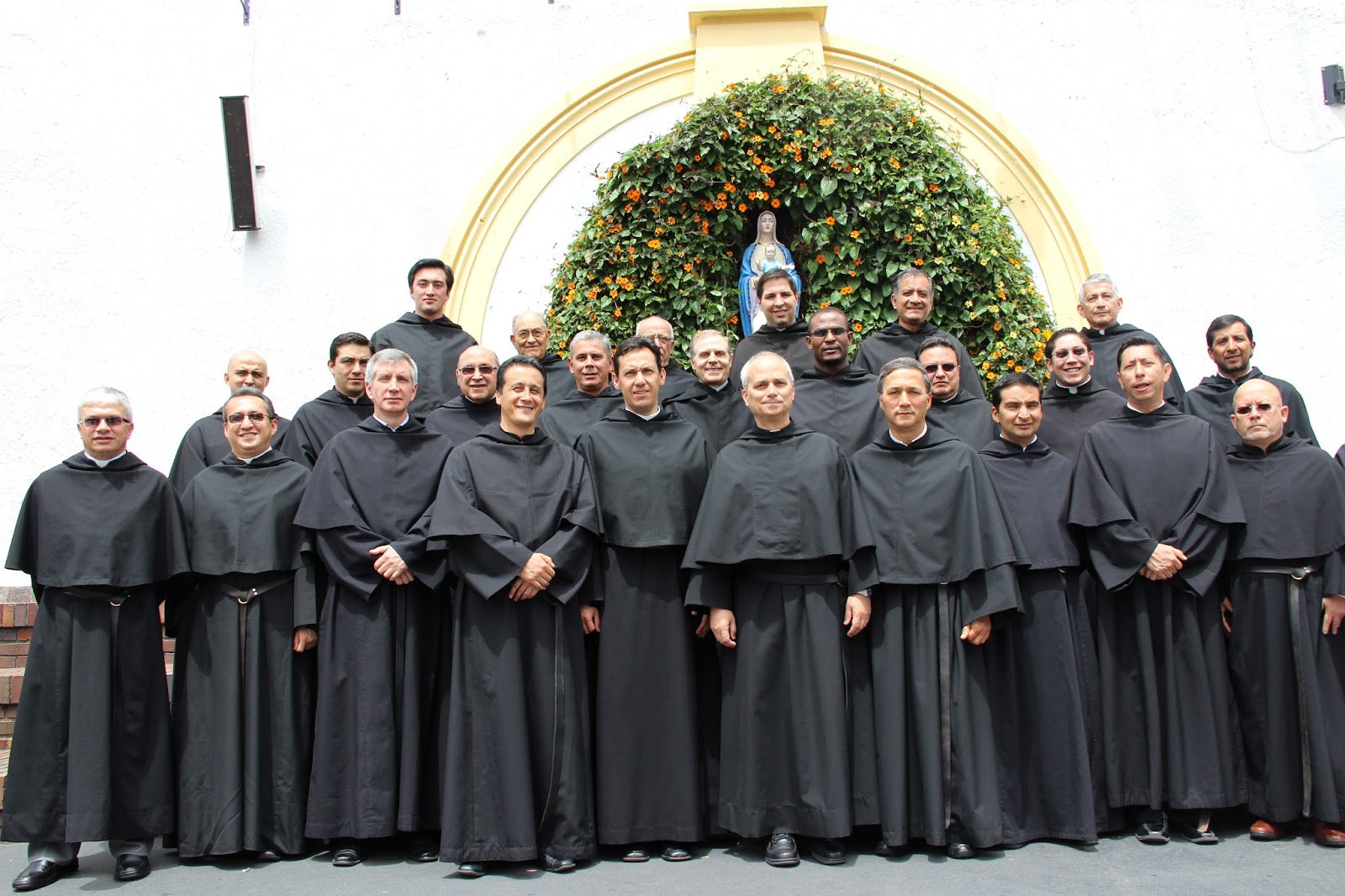 Imaginería religiosa "San Juan de Dios": El hábito Agustino.