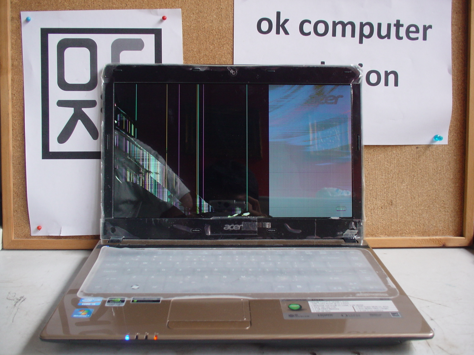 Visual Reference: Repair Screen Laptop Acer Aspire 4752G