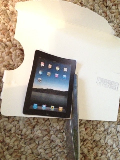 We Are AG: DIY Mondays: iPad for your doll!