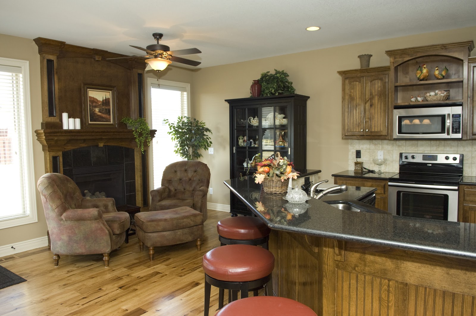 BUILD YOUR LASTING LEGACY IN LEE'S SUMMIT