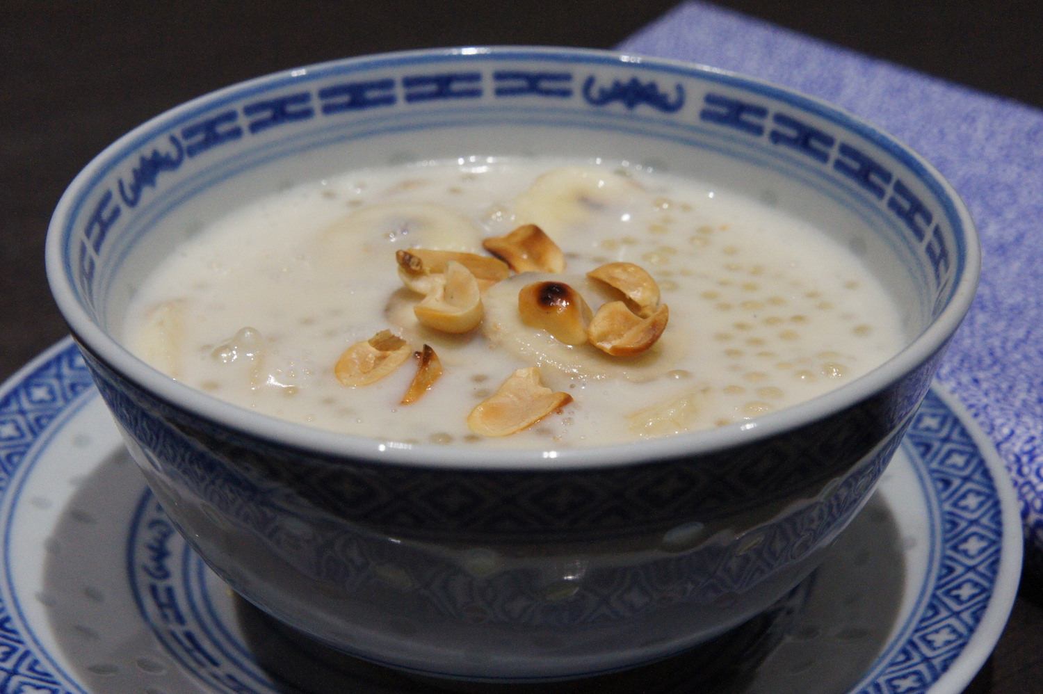 Soupe sucrée à la banane et aux perles de tapioca