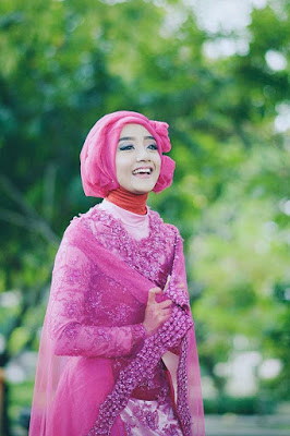 Foto Cewek Model  hijab yang simpel Foto Cewek Model  hijab yang disukai pria