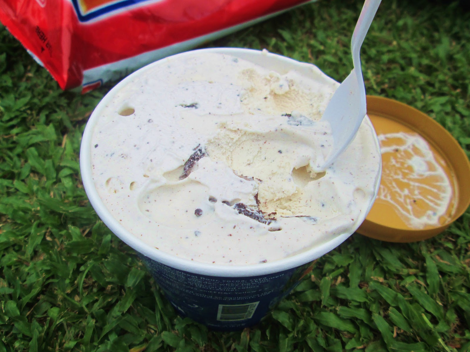 My Life In The Middle Side Selecta Oreo Blast Ice Cream, Caramel