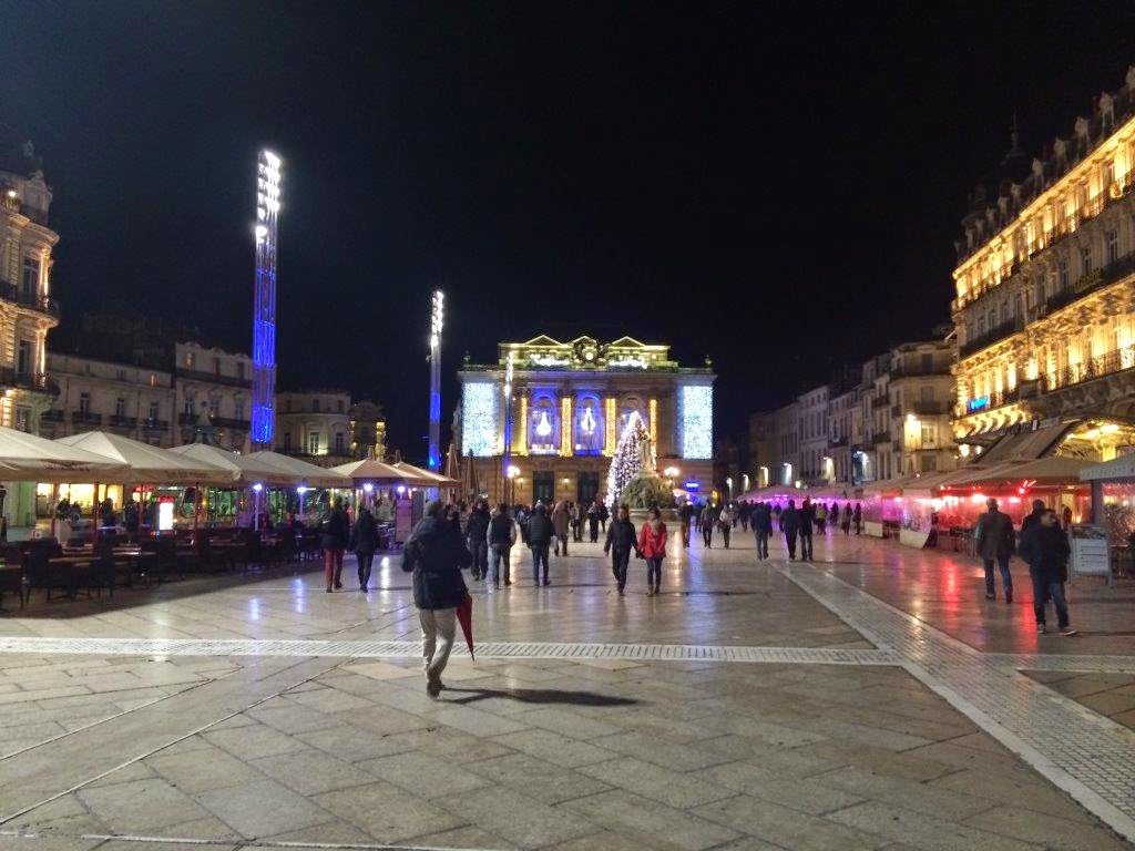 AUX GRANDS VINS DE FRANCE: Montpellier by night se pare de ses plus ...