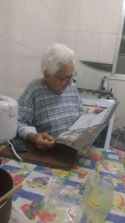 OLIVIA BANDEIRA, 93 ANOS, AMA LER. TIA DESTE CORDELISTA, POETA PÁDUA DE QUEIRÓZ