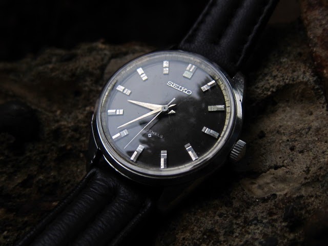 Seiko 66-7100 - Black Dial (Sold) - jam & watch