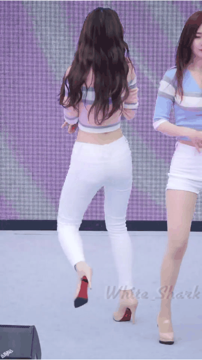 8.gif