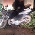 Motocicleta furtada no centro de Cajazeiras na tarde dessa quinta-feira é recuperada pela PM no município de Santa Helena