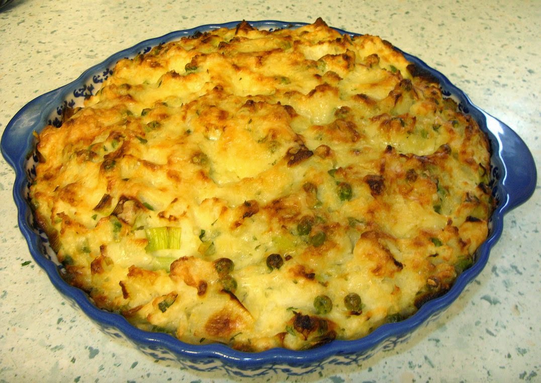 Jenny Eatwell's Rhubarb & Ginger Homity Pie well, the low calorie