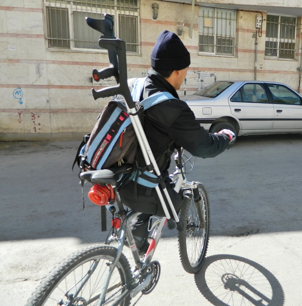 solo female cycling safety