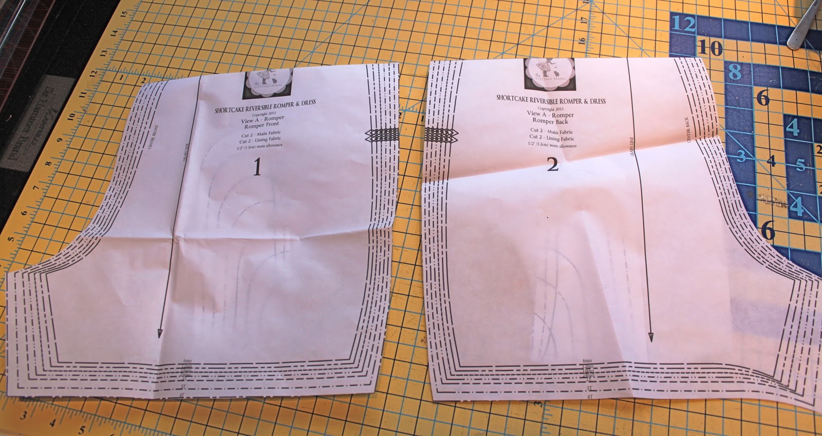 Shortcake Reversible Knicker Shorts Tutorial The Cottage Mama