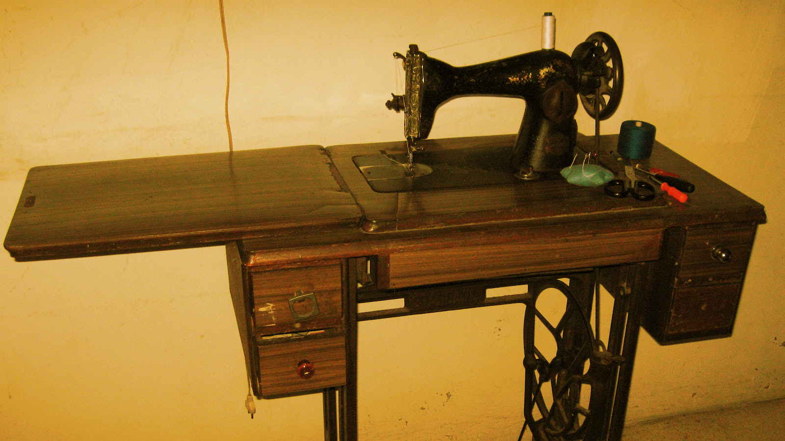 Mesin Jahit Industri