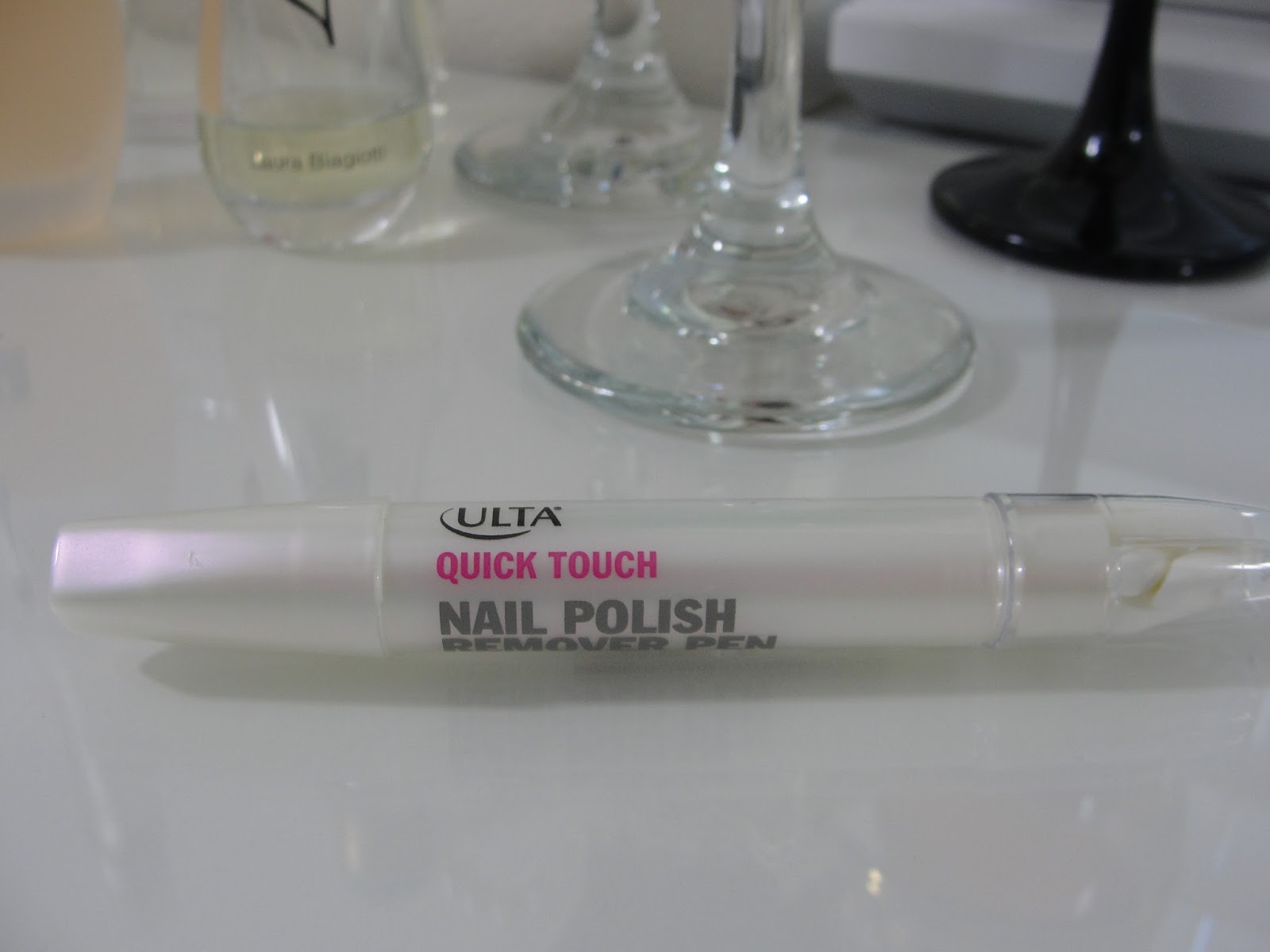 HOW TO REMOVE NAIL POLISH FROM YOUR CUTICLES & HUGE ULTA MAKEUP GIVEAWAY!