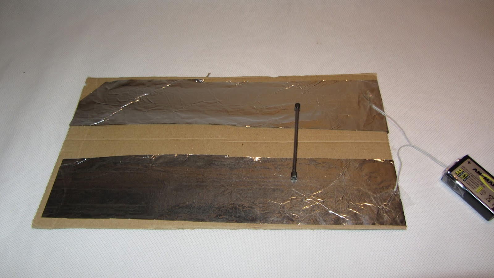 Do It Yourself Gadgets Homemade Railgun Experiment