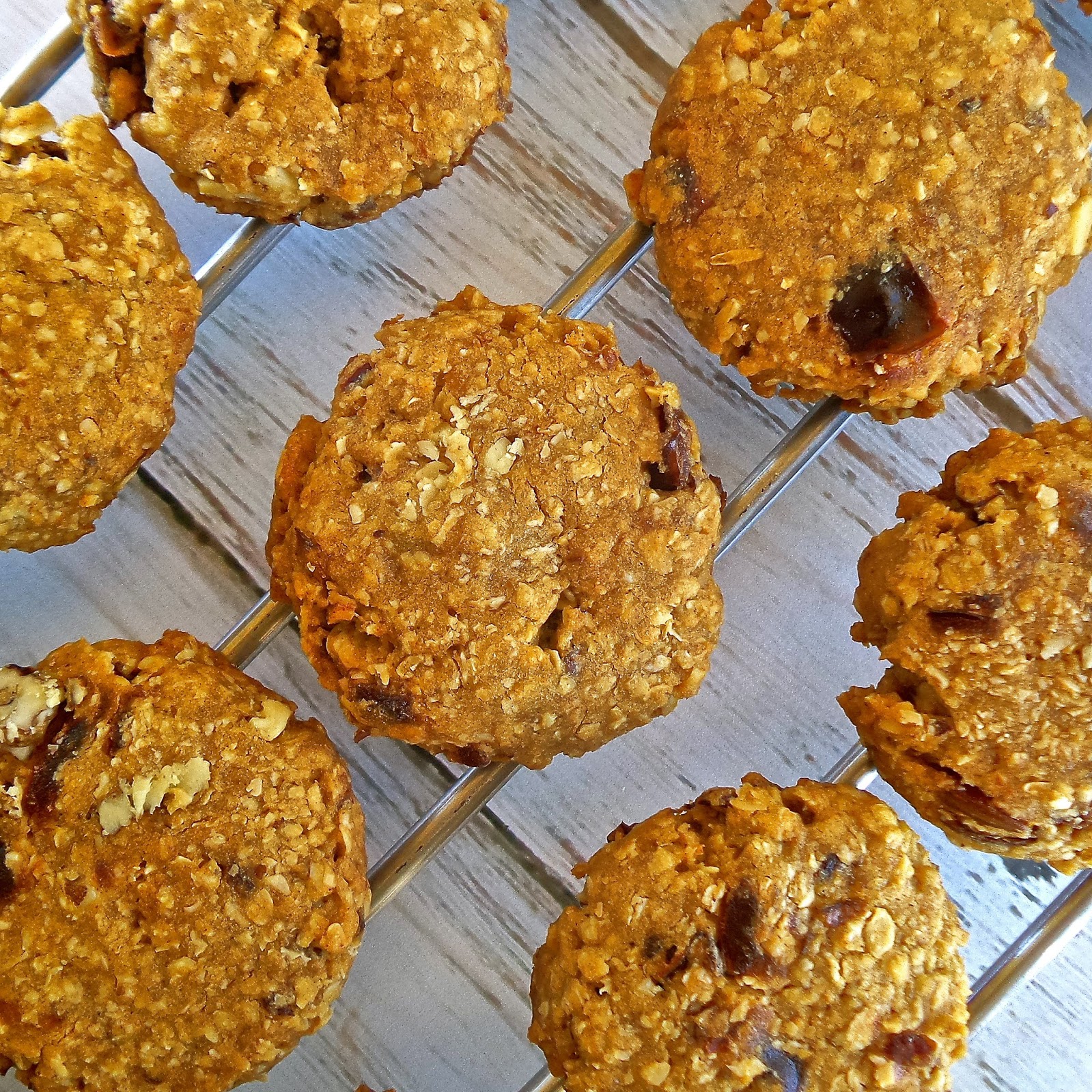 Keep Calm & Curry On Classic American Oatmeal Cookies (Eggless)