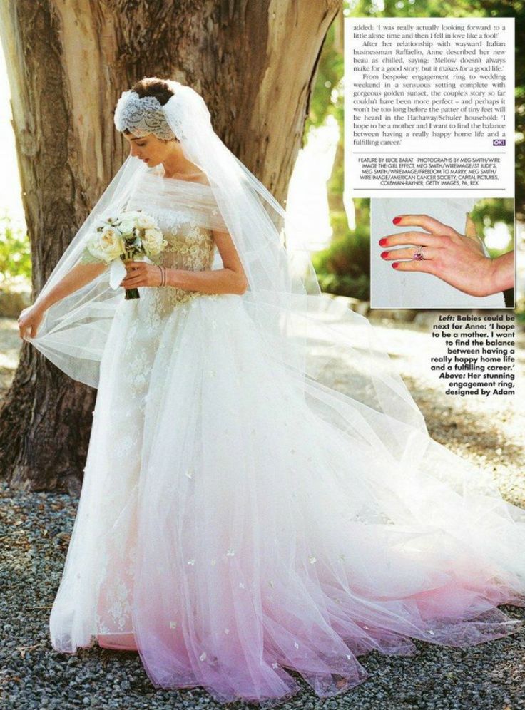Valentino Sketch of Anne Hathaway's Wedding Dress | Newmyroyals ...
