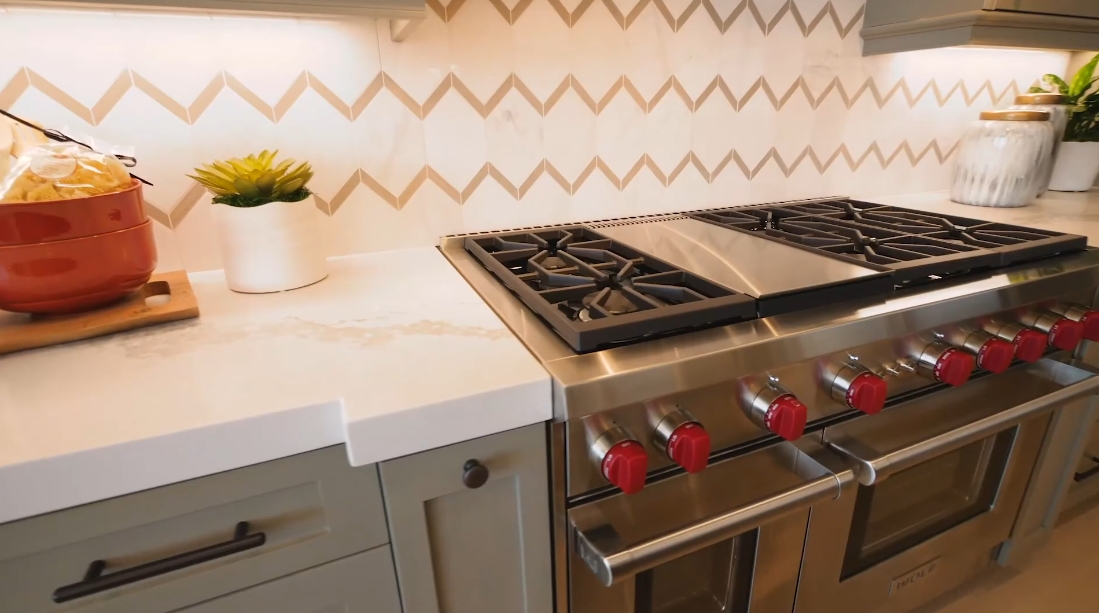 33 Interior Design Photos vs. Toll Brothers Porter Ranch, CA Harwood Model Home Tour
