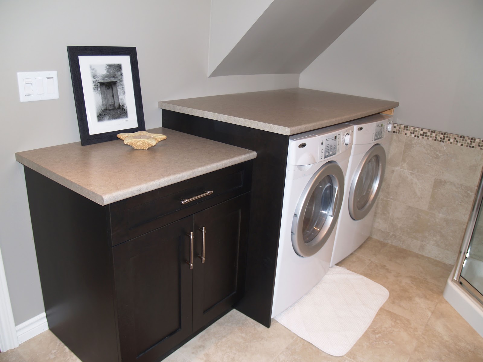 FIVE STAR PHOTO GALLERY Laundry Room with Folding Station