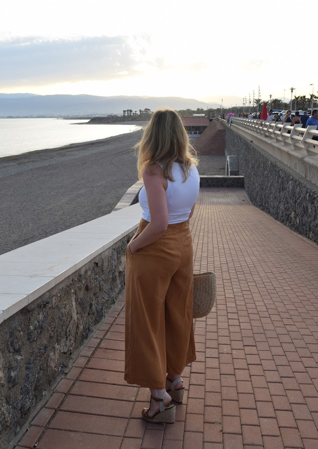 look_atardecer_pantalones_crop