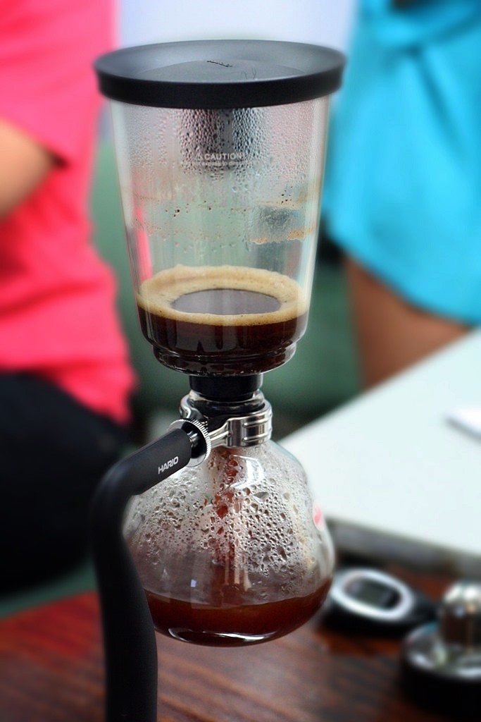 Siphon Vac Pot Brewing at Philippine Barista & Coffee Academy, Inc.