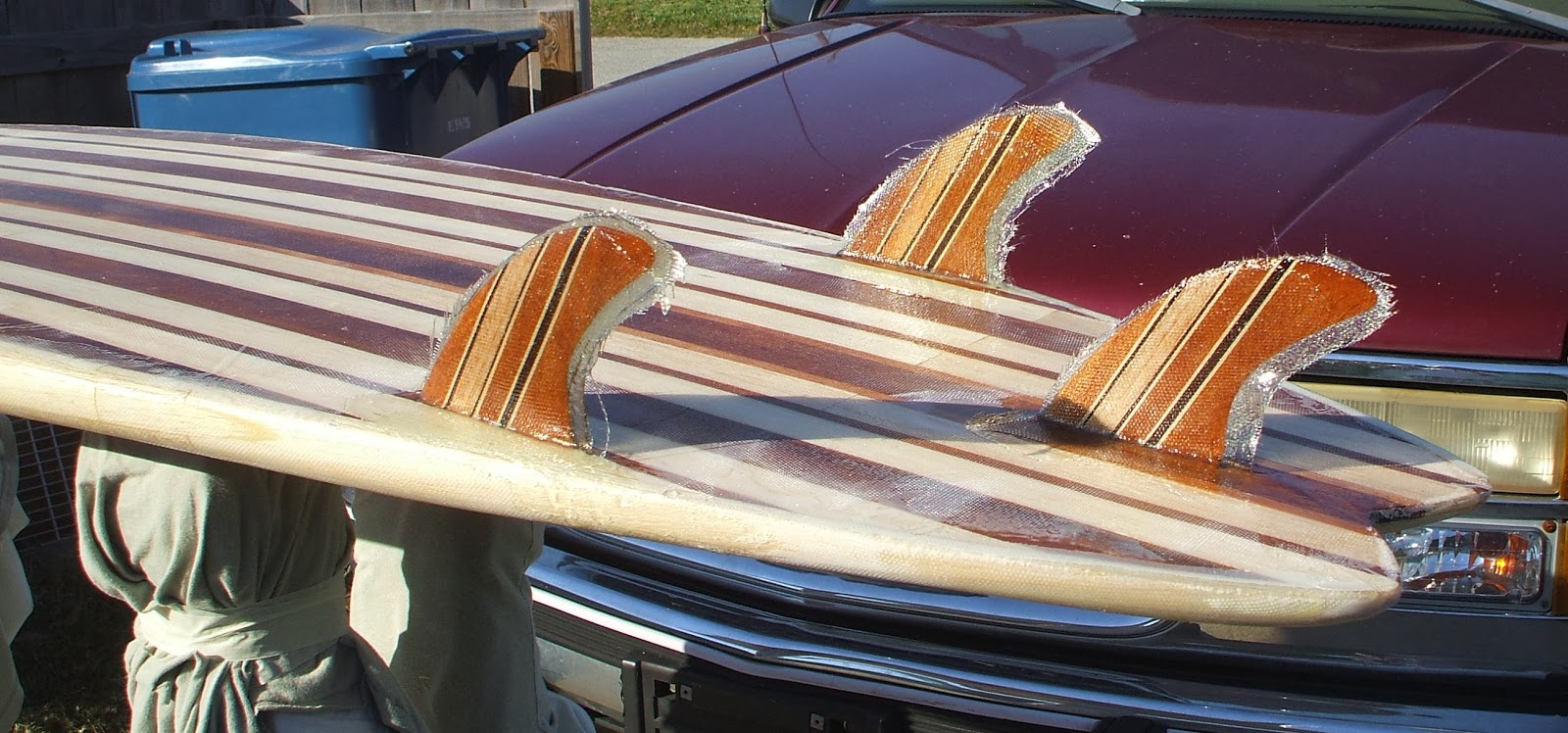 Woody Logic Surfboards Fins get glassed.