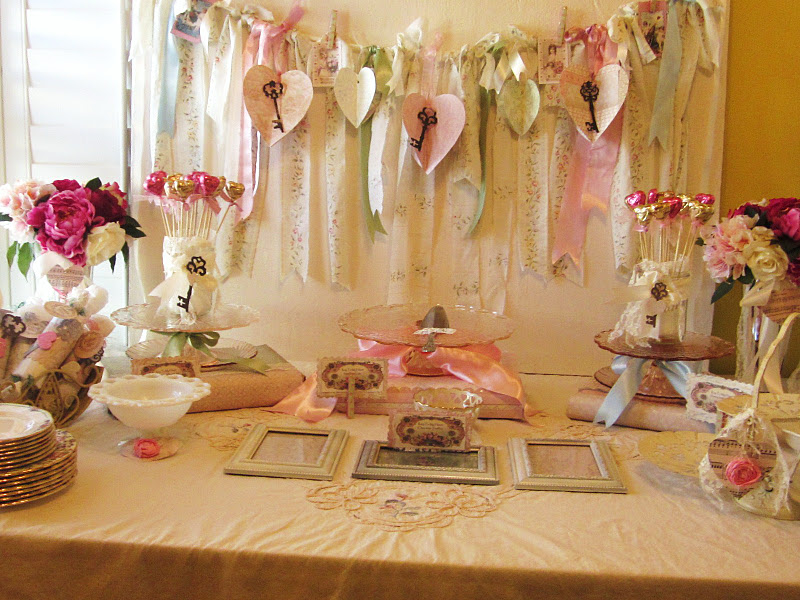 Homespun With Love: Valentine's Day Dessert Table