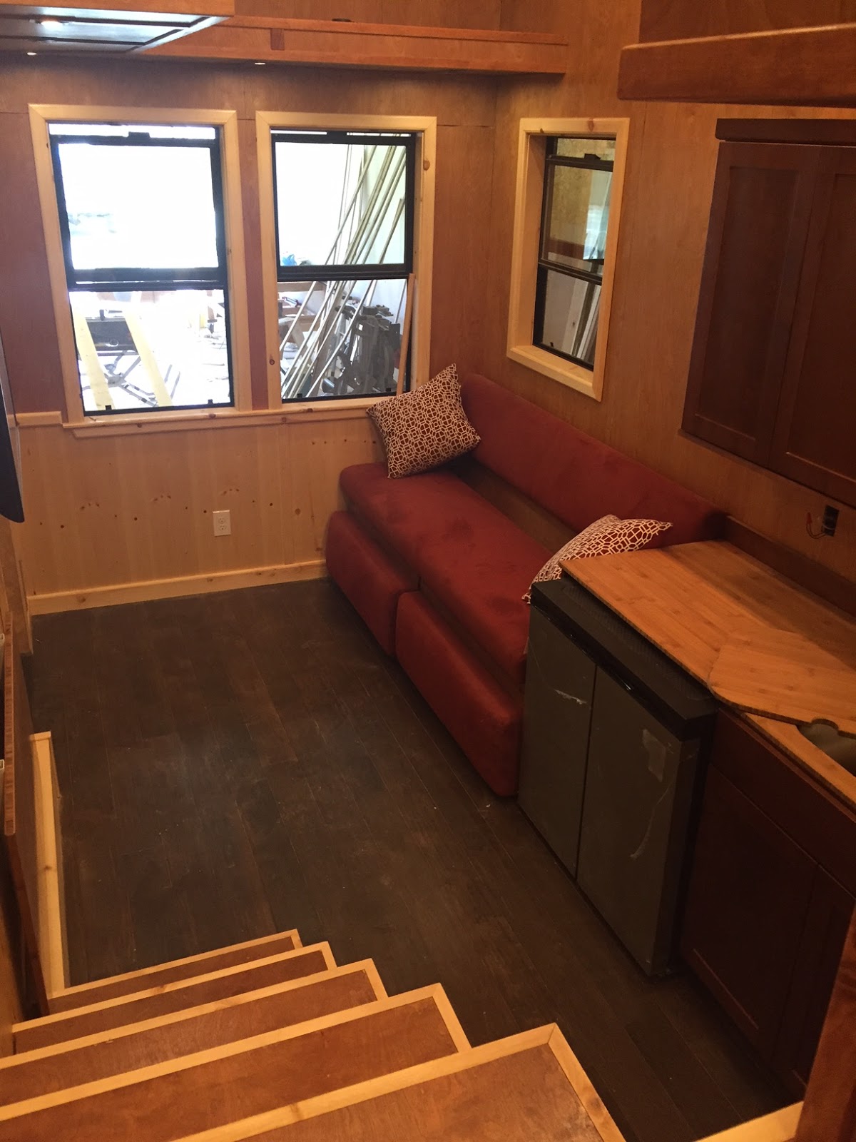 California Tiny House 1 [ TINY HOUSE TOWN ]