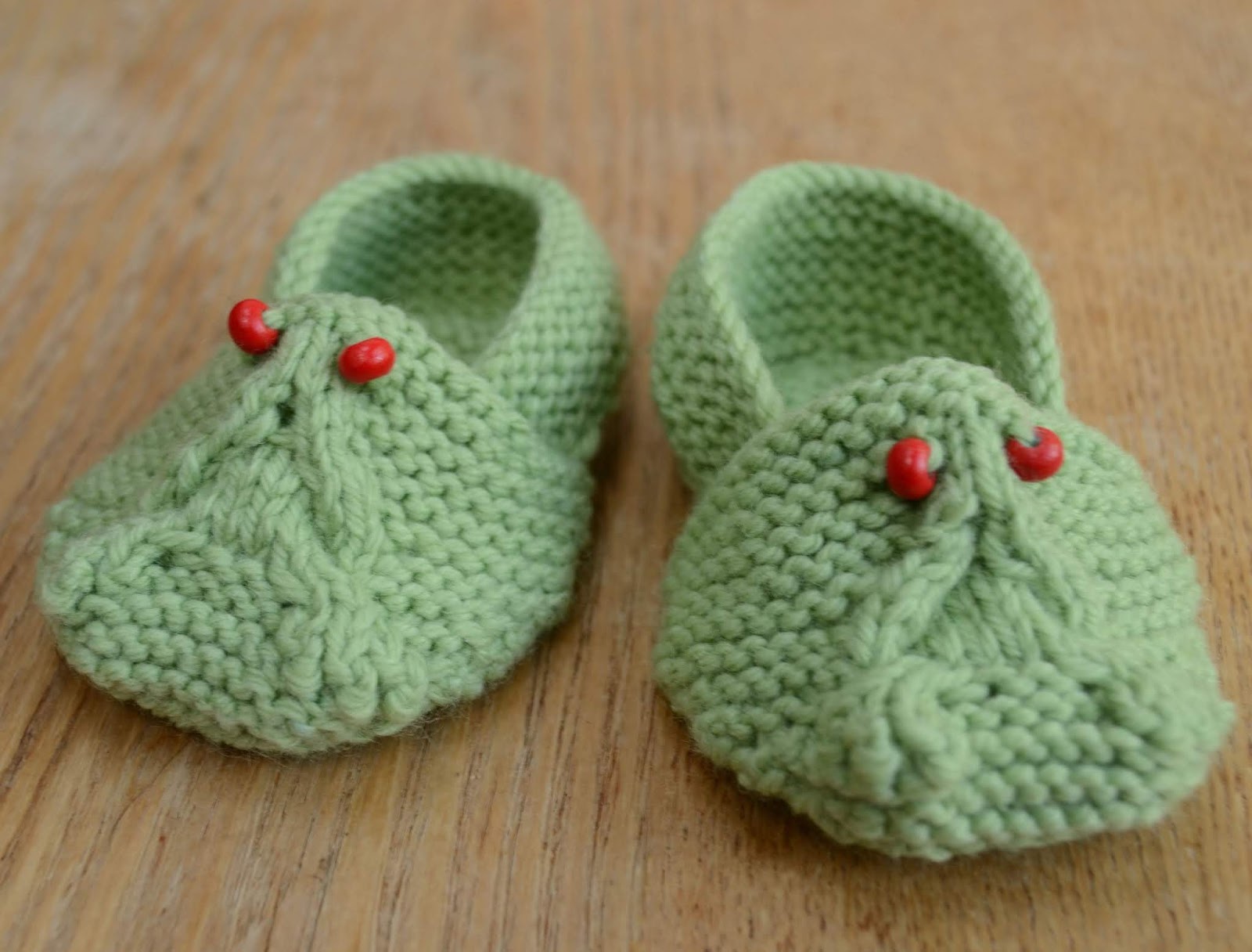 Ginx Craft : Frog Baby Shoes