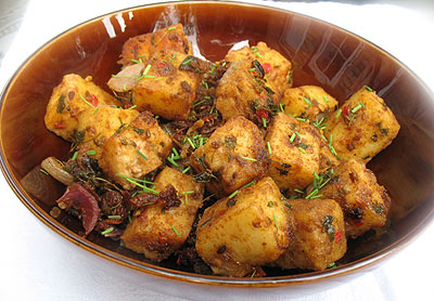 Paneer Cheese Cubes with Sun-Dried Tomatoes
