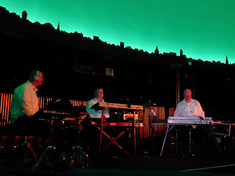 Bas Broekhuis, Detlef Keller, Mario Schönwälder : BK&S live @ Planetarium am Insulaner, Berlin / photo S. Mazars