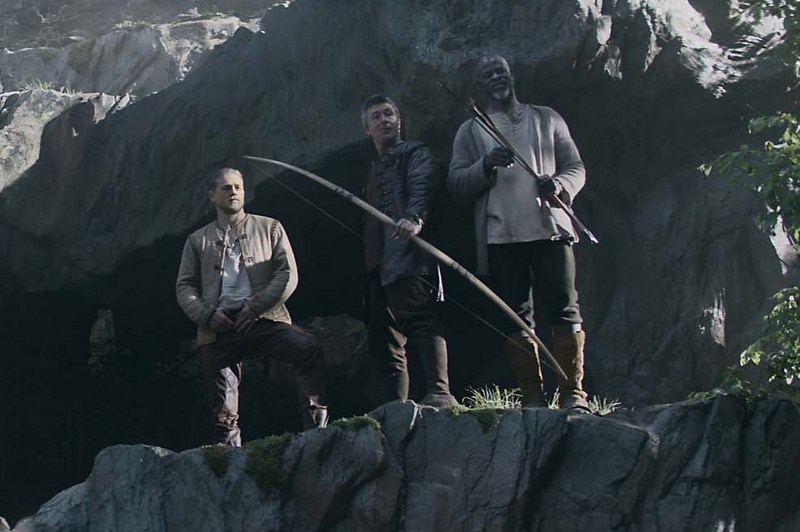Le Roi Arthur : La Légende D'excalibur Distribution Cinéma : Le Roi Arthur : la légende d'Excalibur de Guy Ritchie - Avec