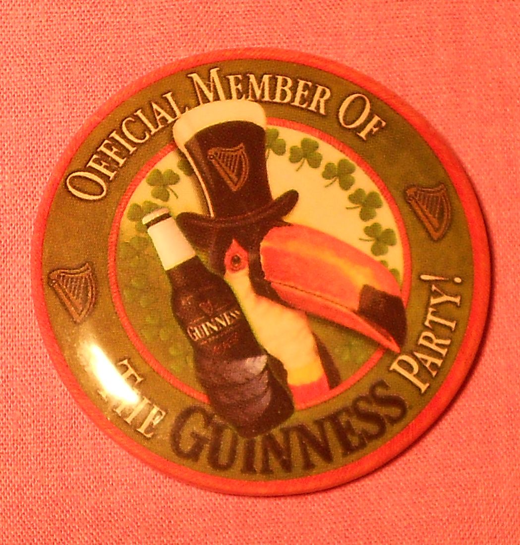 Guinness Collection: Labels, Carlton Ware, Wade, Gilroy, Doctors Books ...
