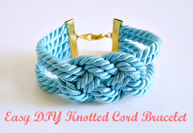 Easy DIY Nautical Knot Bracelet Sailor's Knot Bracelet Tutorial Dans le Lakehouse