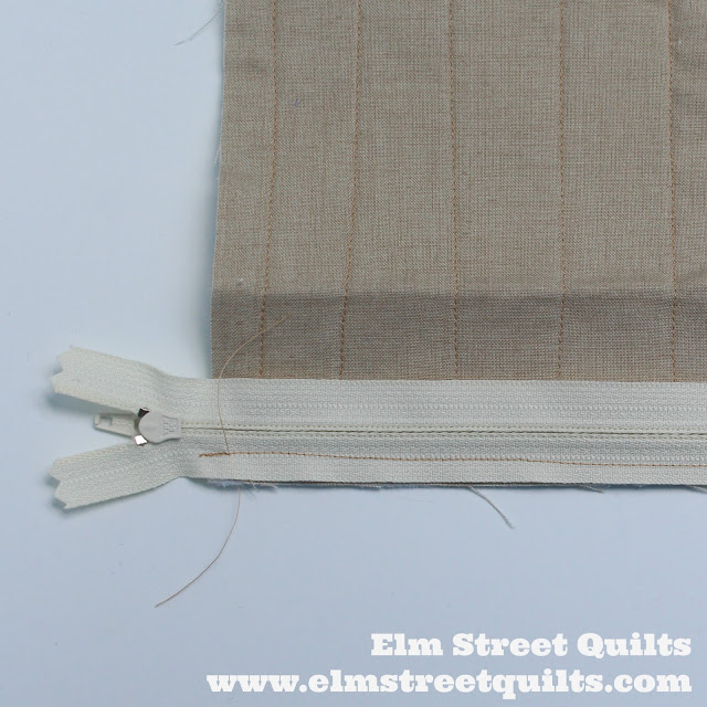 Installing Zipper in Pillow Back (tutorial) Elm Street Quilts