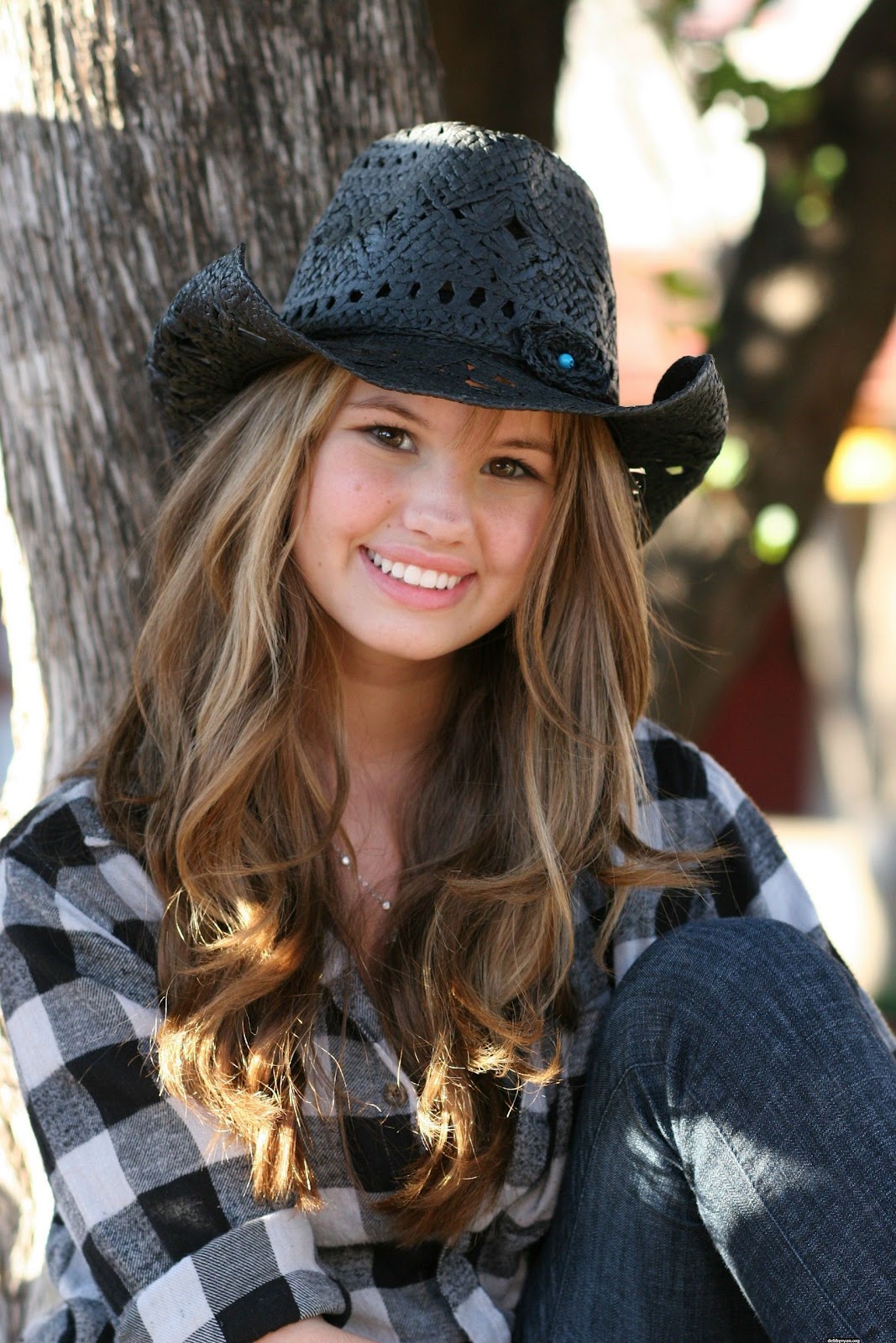 HOLLYWOOD ALL STARS Debby Ryan Bio Pro And Pictures In 2012.