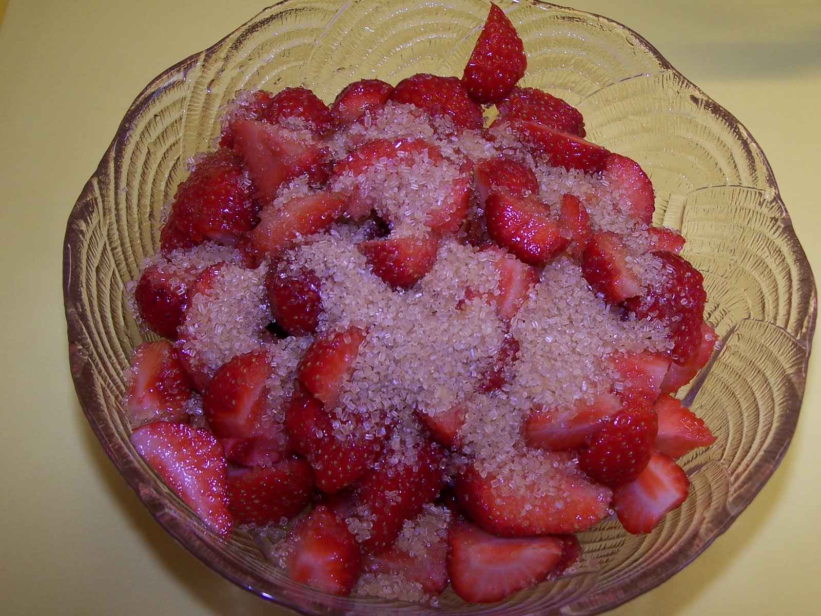 Lecker Bentos und mehr: Joghurtmousse mit Erdbeeren